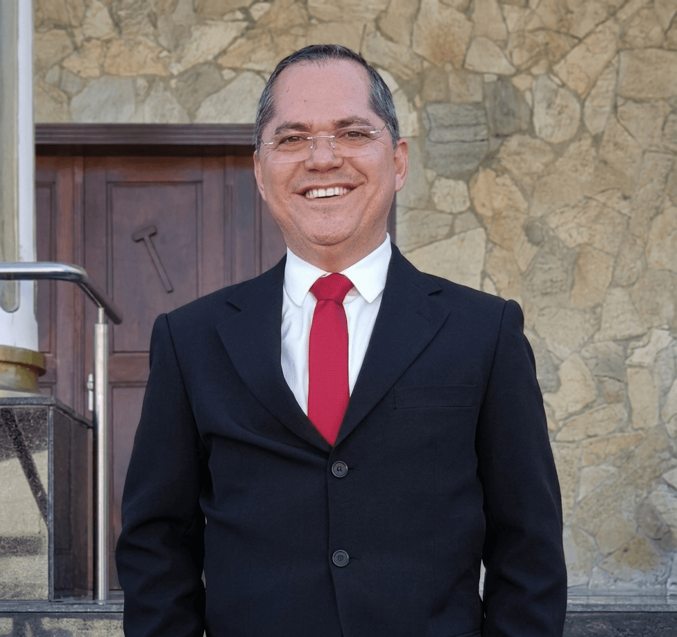 Advogado Helio Kleison